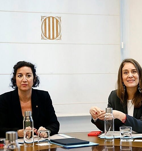 El Govern impone 13 multas a propietarios de viviendas y consigue el apoyo de Comuns a negociar los presupuestos