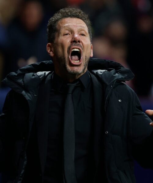 Musso, Molina y Llorente de ‘stopper’, las apuestas bajo presión de Simeone que engendraron la tunda al Barça