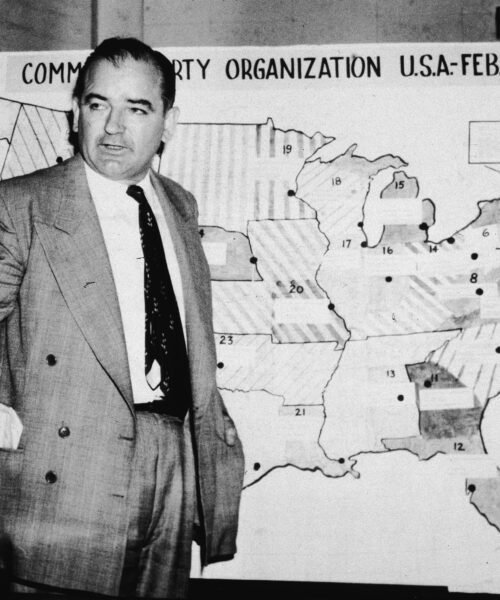 ¿Quién es la bruja y quién el cazador?