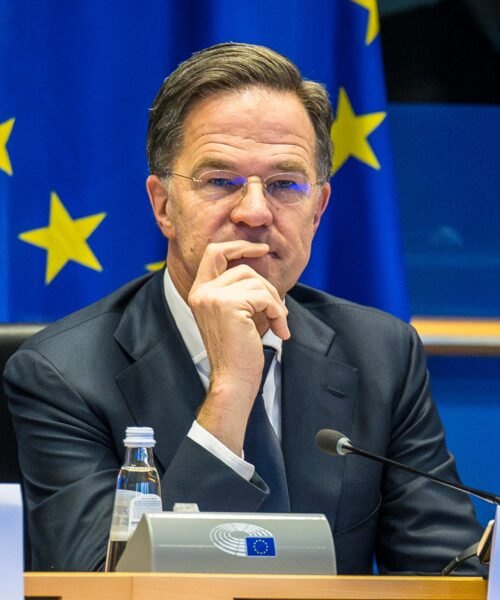 Adulación sin límites, la táctica de Rutte que agrada a Trump pero preocupa en Europa