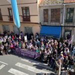 A Pobra do Caramiñal conmemora o 8M cunha concentración diante do Concello