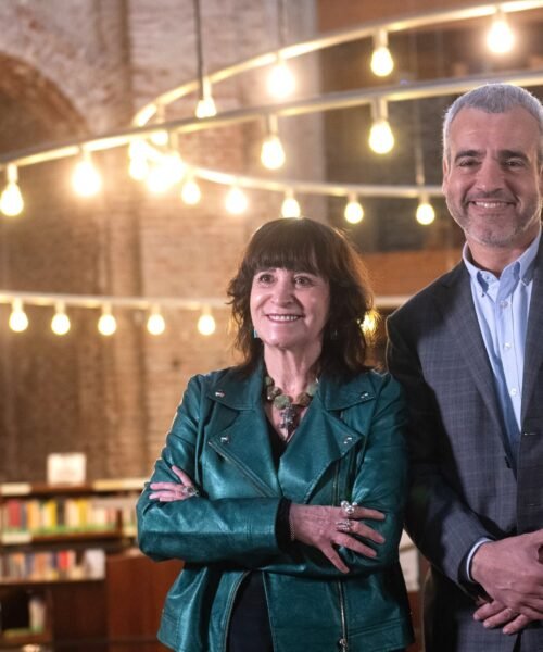 Estos son los cinco finalistas que optan al millón de euros del premio Aena Narrativa