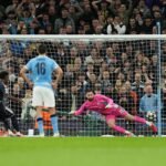 Vinicius aplaca el intento de rebelión del Manchester City