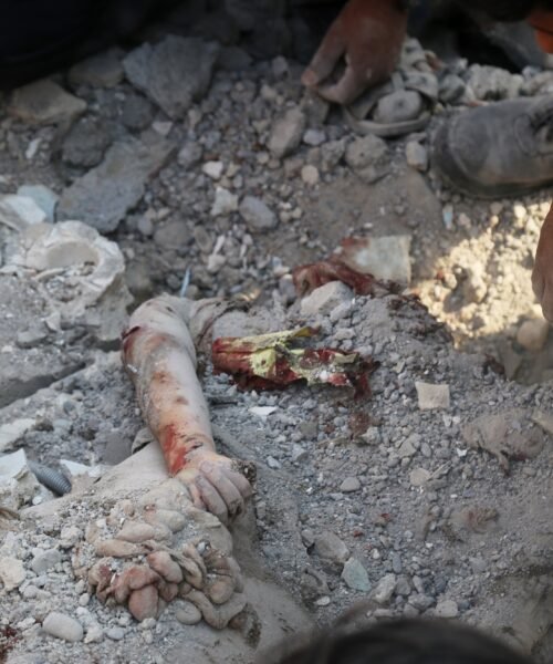 Ataques a escuelas y hospitales y órdenes de desalojo: EE UU e Israel vulneran en Irán el derecho humanitario