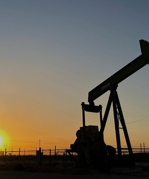 La AIE anuncia la liberación inmediata de las primeras reservas estratégicas de petróleo