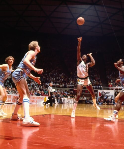 Larry Bird y Magic Johnson, a 47 años del inicio del gran show