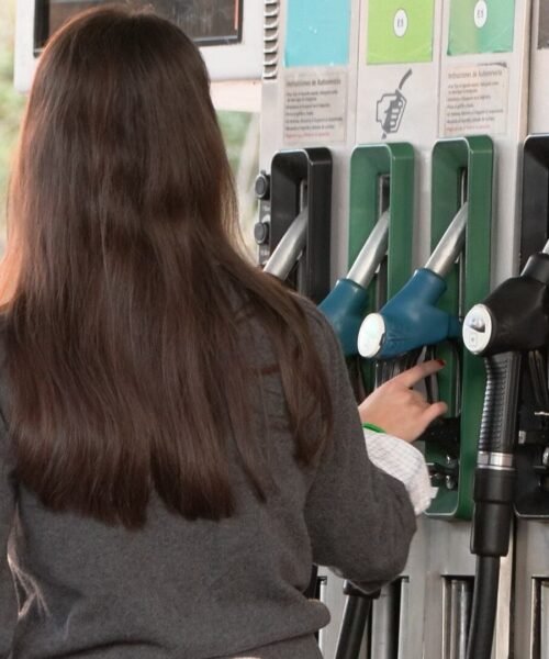 ¿Cuánto ahorrarán los conductores? El Gobierno estima 16 euros menos para el depósito de gasolina