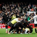 Mestalla vuelve a vivir una remontada memorable del Valencia ante el Alavés