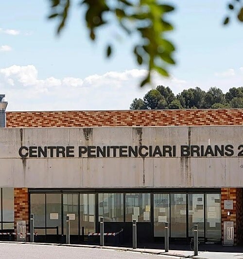 Un preso hiere a otro de gravedad con un arma blanca de fabricación casera en Brians 2