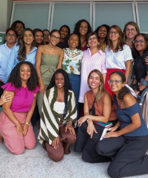 Las redes de mujeres, primera línea de resistencia frente a los ultras