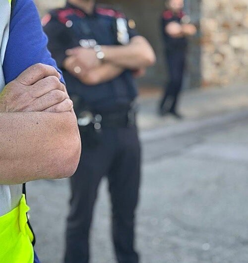 Los Mossos investigan la muerte de un hombre con heridas de arma blanca en Olot