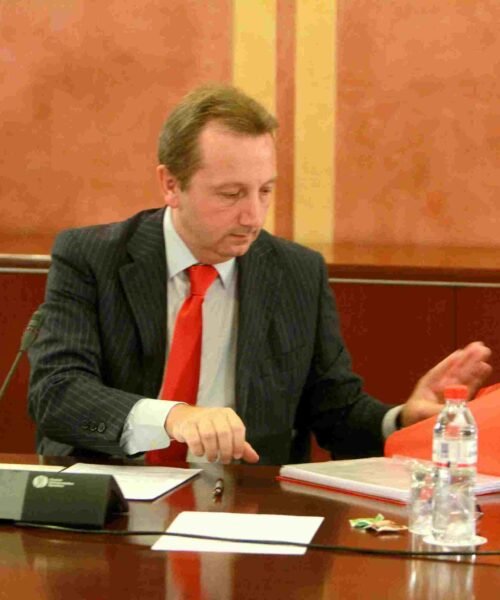 El juez procesa a siete ex altos cargos de la Junta en otra pieza del caso ERE por las ayudas a Boliden