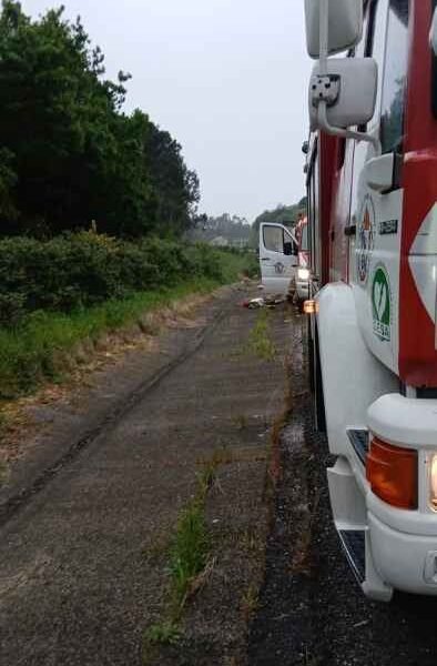 Excarcerado un home tras quedar atrapado nun tractor na Pobra do Caramiñal