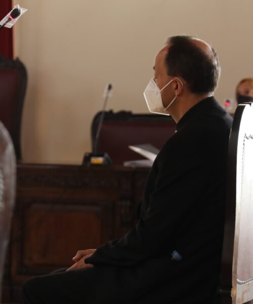 La archidiócesis de Toledo sigue pagando el sueldo de un cura condenado por violar a una menor mientras le practicaba exorcismos