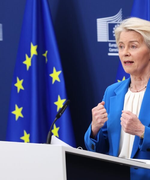 Bruselas ultima su aplicación digital para verificar la edad de los usuarios de las plataformas