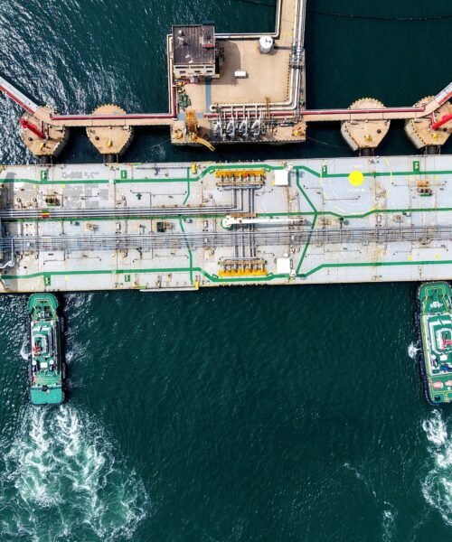 El bloqueo de Ormuz va de mal (Irán) en peor (Estados Unidos)