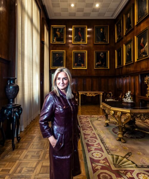 Milagros Tolón, ministra de Educación: “Hay títulos de FP que se imparten en garajes, y eso no puede ser”