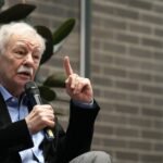 Las juventudes de Junts agitan la semana de Sant Jordi llamando al boicot a Eduardo Mendoza