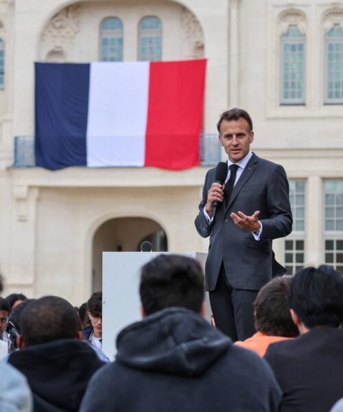 Europa impulsa un frente común para limitar el uso de las redes sociales a los menores