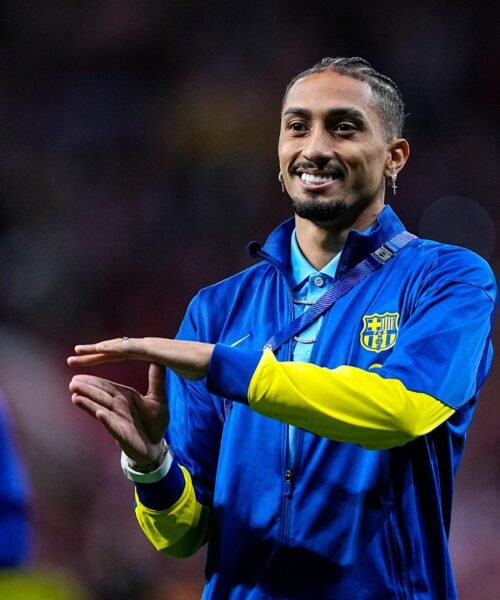 La reacción de Raphinha tras la eliminación en el Metropolitano: acusa al árbitro de robo, manda un mensaje a la afición y pide disculpas