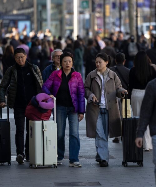 Vivienda obliga a retirar más de 100.000 anuncios de alquileres turísticos por incumplir la normativa desde 2025