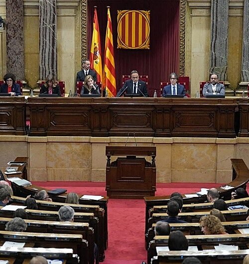 El Parlamento catalán promueve una reforma de la ley de Eutanasia para acortar los plazos judiciales
