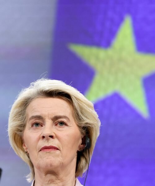 Bruselas advierte a China de que el desequilibrio comercial “es insostenible”