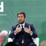 Enrique Riquelme insiste en que tiene el aval para presentarse a las elecciones del Real Madrid y que decidirá qué hacer “en dos o tres días”