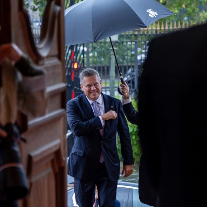 La UE se da más tiempo para completar el acuerdo arancelario con Estados Unidos pese a las amenazas de Trump