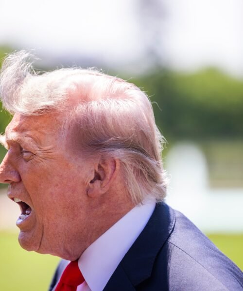 Trump anuncia aranceles del 25% a la importación de coches europeos