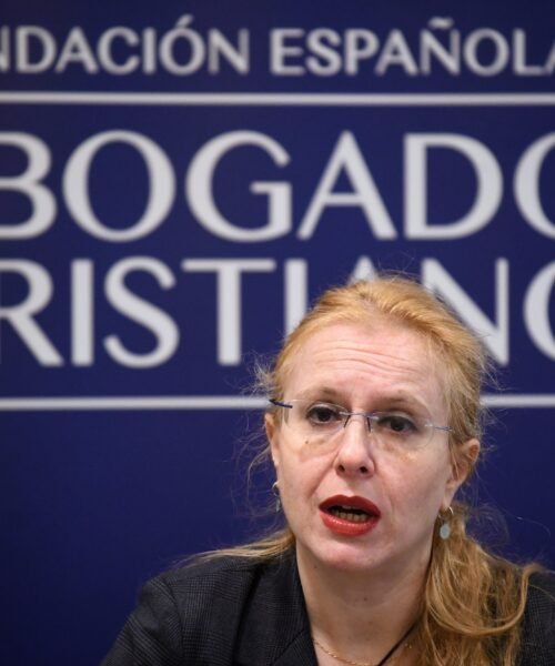 Una juez condena a la revista satírica ‘El Jueves’ por nombrar “gilipollas del año” a la presidenta de Abogados Cristianos
