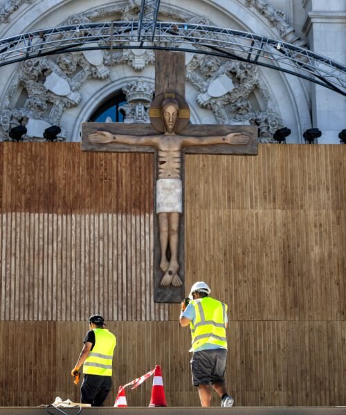 La programación de TV se vuelca en la visita del papa León XIV a España: así será en RTVE, Mediaset o Atresmedia