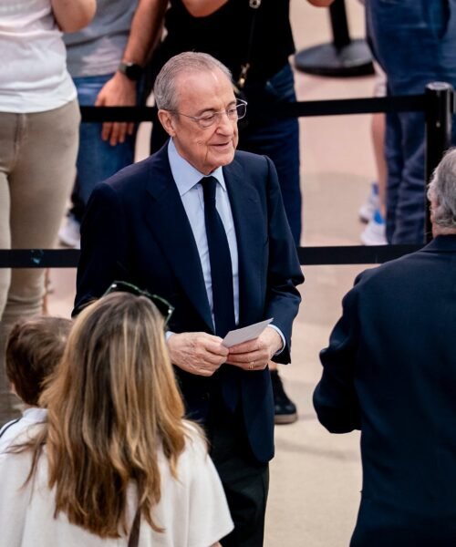 Florentino Pérez derrota a Enrique Riquelme y será presidente del Real Madrid hasta 2030