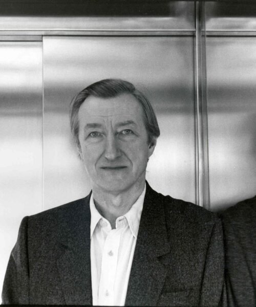 Julian Barnes busca a Ana Ozores