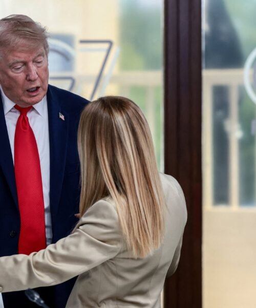Trump insiste en su menosprecio a Meloni: asegura que pidió fotografiarse con él para mejorar en las encuestas