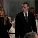 Peinado abre juicio oral a Begoña Gómez y le retira el pasaporte