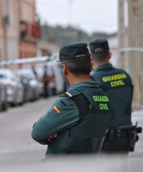 La Guardia Civil detiene a un hombre por matar a puñaladas a su pareja en Mairena del Aljarafe (Sevilla)