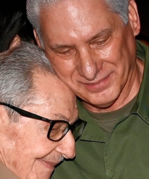 Raúl Castro reaparece por primera vez en público tras la imputación de Estados Unidos