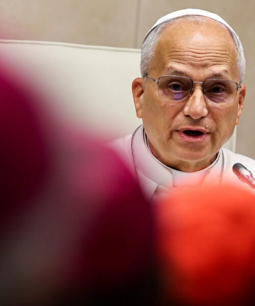 El Papa reprocha en el Congreso la “descalificación permanente del adversario” y la discriminación de los inmigrantes