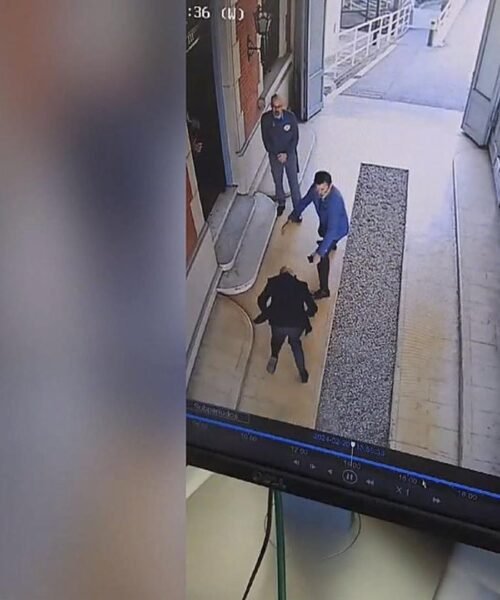 Un vídeo que demuestra lo contrario y muchos espejos en los que mirarnos