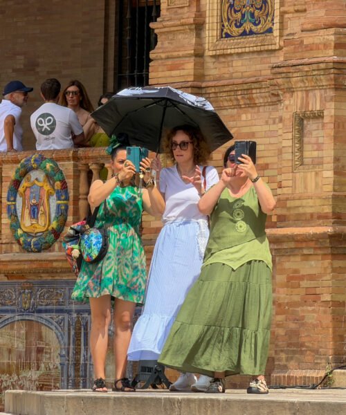 Andalucía insta a la «prudencia» ante la llegada de una «preocupante, intensa y extensa» ola de calor con máximas de 44 grados