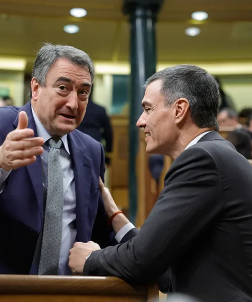 Sánchez fuerza otra prórroga en el pacto con el PNV para completar el Estatuto de Gernika en 2025 que le garantizó su reelección