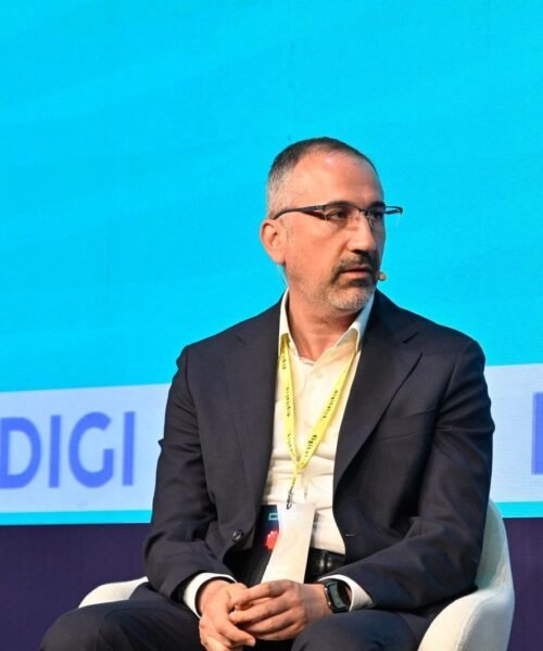 Digi Spain premiará con cinco millones de euros en acciones a sus directivos por el debut bursátil