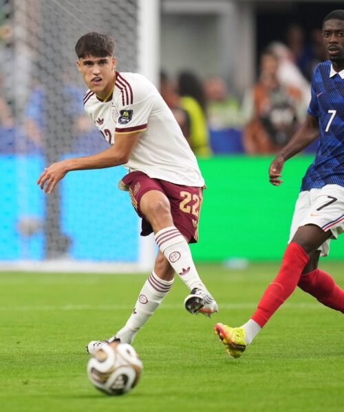 Cubarsí borra la huella de Maldini y ya aspira a ser el mejor joven del Mundial