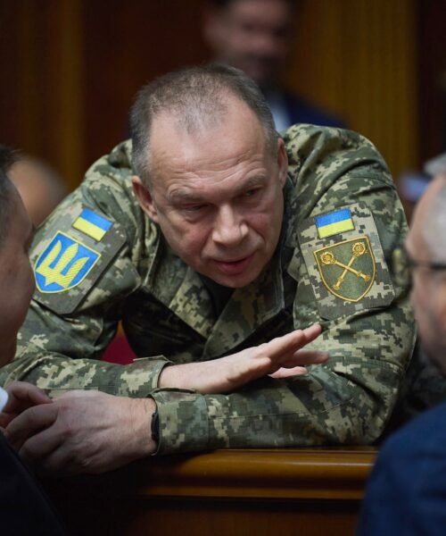 Zelenski releva al jefe del ejército en Ucrania tras seis días de protestas