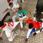 La nobleza y la velocidad de los miuras permiten emocionantes carreras en un limpio séptimo encierro de San Fermín