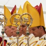 El Vaticano confirma el cisma de los ‘lefebvrianos’ y excomulga a sus obispos y a todos los fieles que les sigan