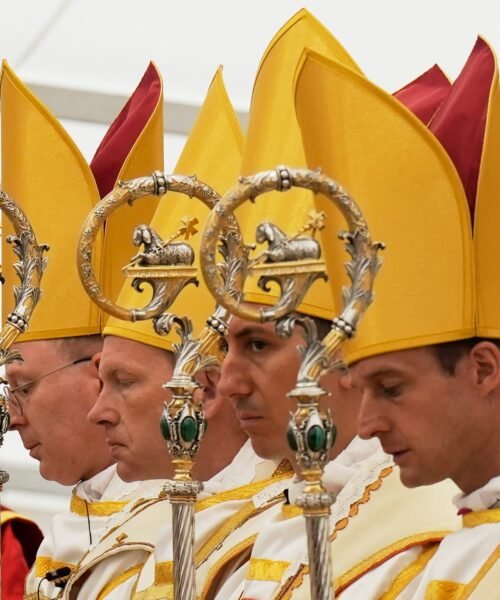 El Vaticano confirma el cisma de los ‘lefebvrianos’ y excomulga a sus obispos y a todos los fieles que les sigan