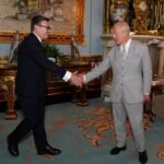 Burnham se estrena como primer ministro con la promesa de más estabilidad política