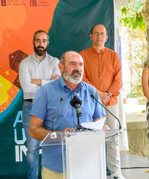 Inaugurada a Feira do Libro de Rianxo